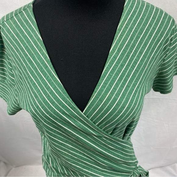 LOFT  Faux Wrapped Striped V-Neckline Short Sleeve Wrap Blouse Small Green White - Picture 7 of 7